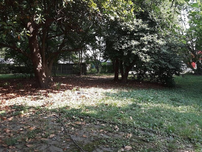 Building Photo - Nice 2BR/1BA house- COMING SOON
