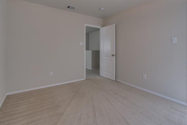 Building Photo - 552 Crystal Springs Dr