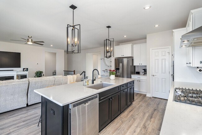 Building Photo - 1890 Williams Rd