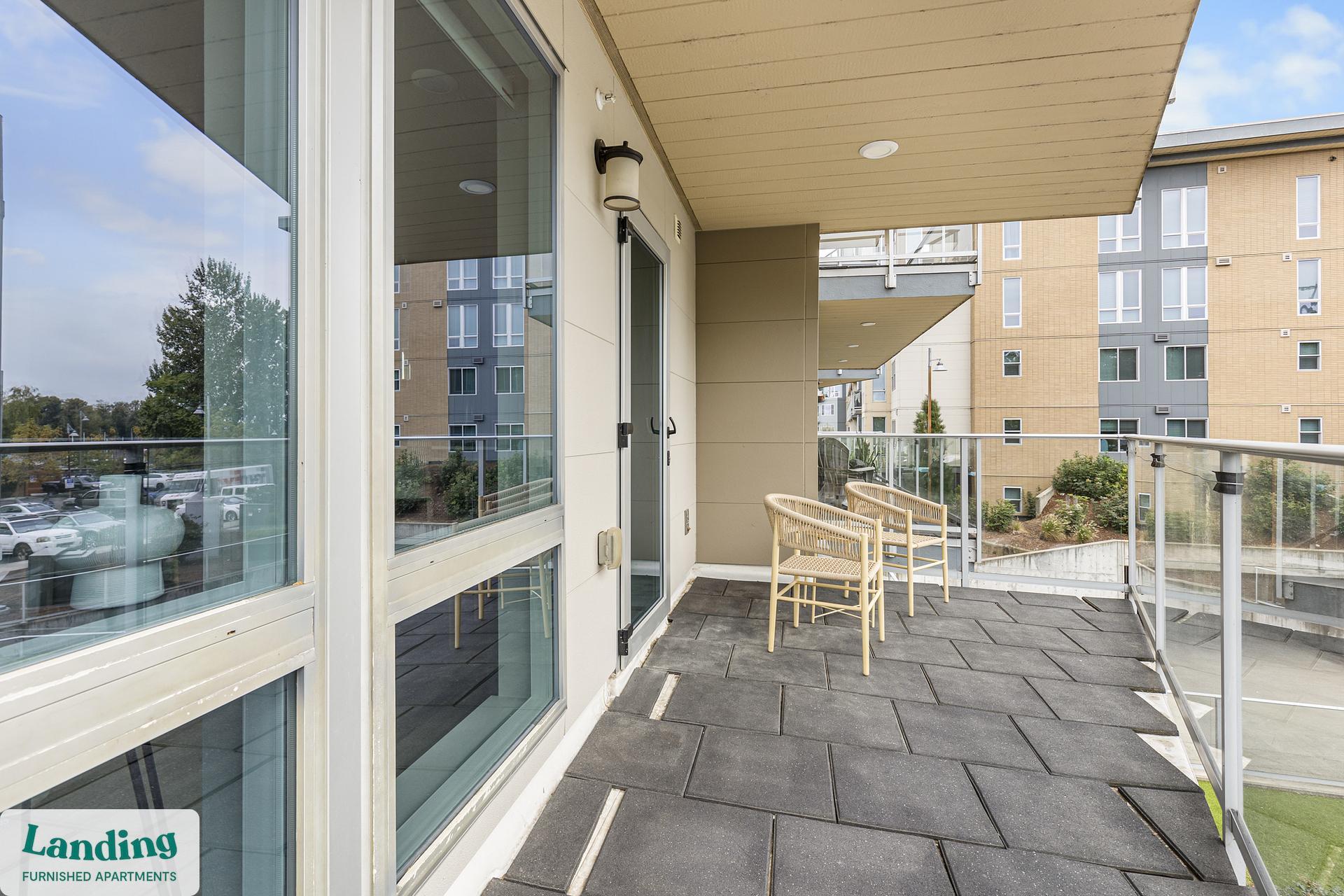 Building Photo - 11505 NE Yacht Harbor Dr