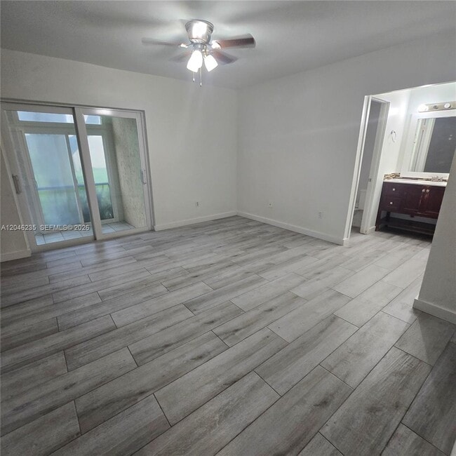 Building Photo - 8401 SW 107th Ave