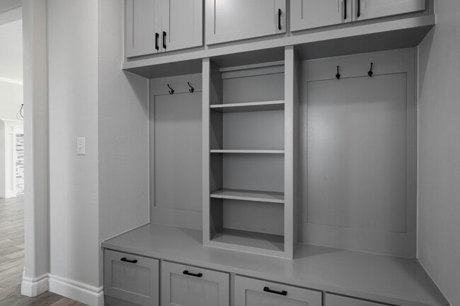 Building Photo - Stunning Corner Lot