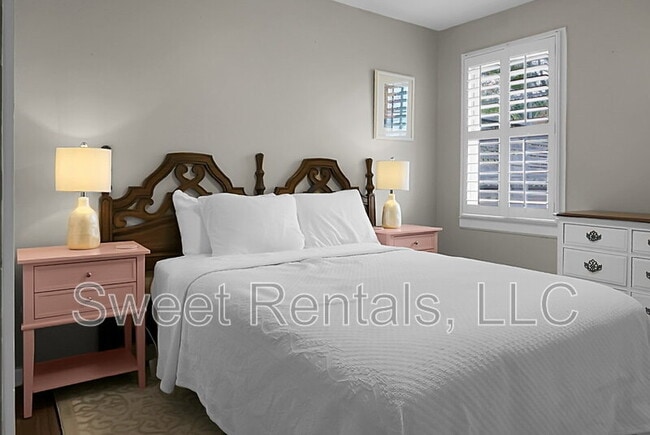 Building Photo - 733 Ralston Ct