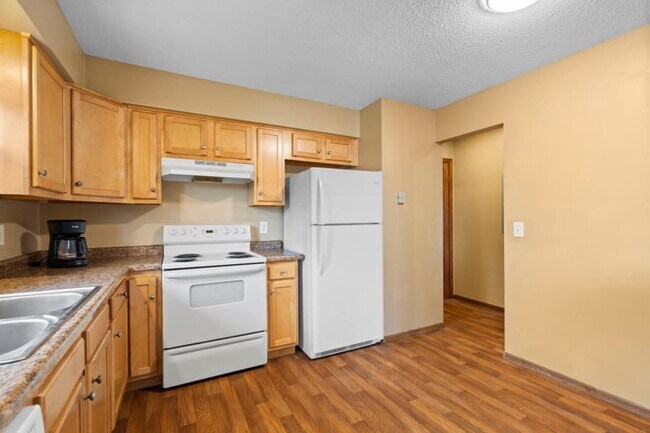 Building Photo - 16953 Garcia Wy