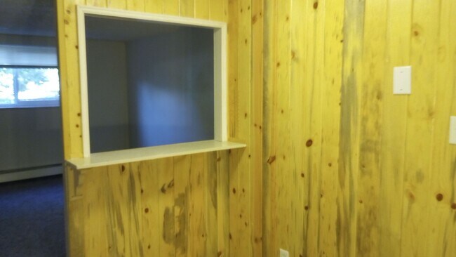 Building Photo - Great location off Leetsdale/Parker and Fl...
