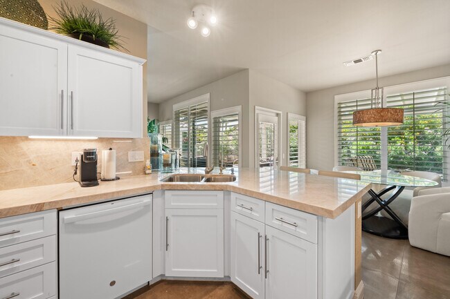 Building Photo - 78391 Desert Willow Dr