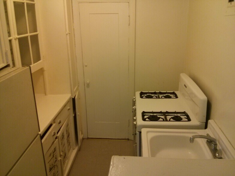 Building Photo - 5130 Connecticut Ave NW