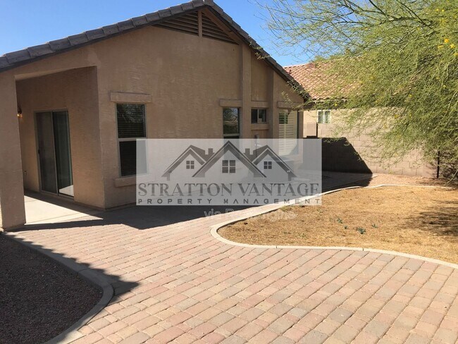 Building Photo - 42006 W Anne Ln