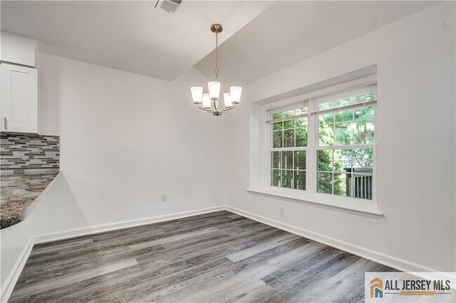 Building Photo - 130 Winchester Way