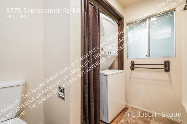 Building Photo - 8775 Springridge Rd NE