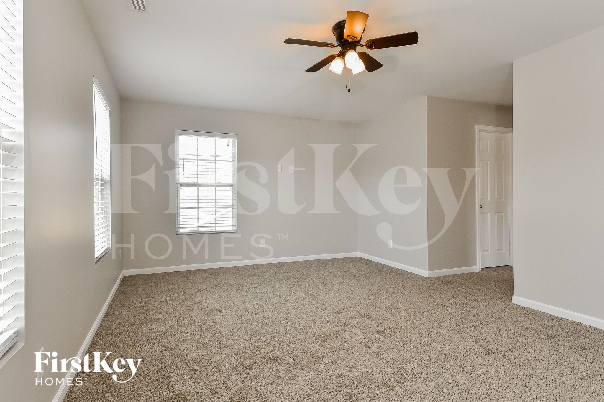 Building Photo - 279 Kendall Farms Ct