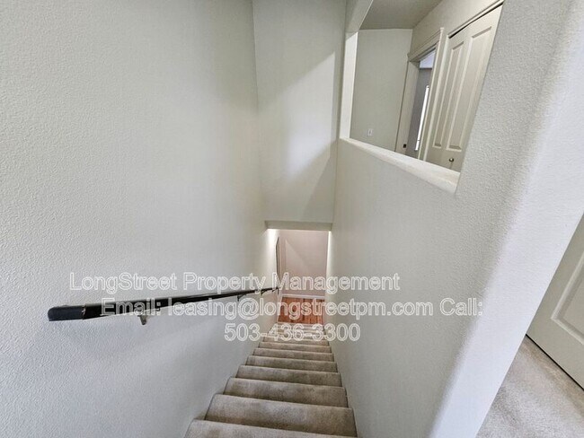 Building Photo - 20 SE 172nd Ave