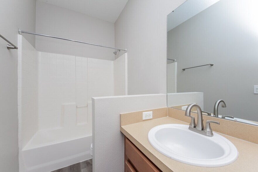 Building Photo - 4478 Spring Blossom Dr