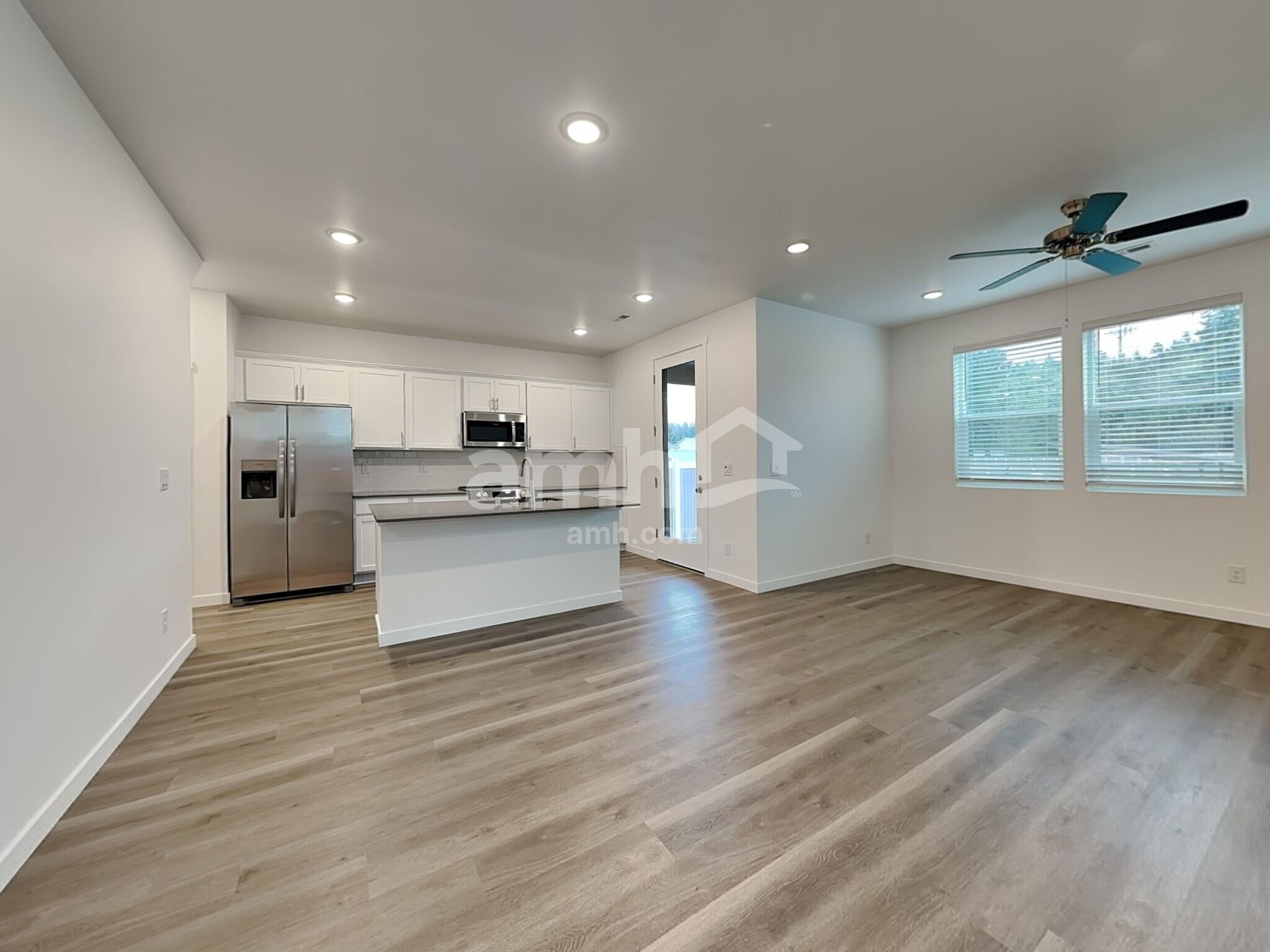 Building Photo - 5048 Washington St SE