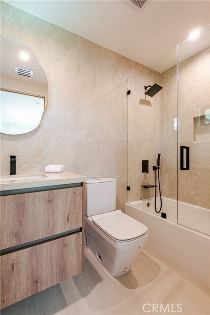 Building Photo - 2608 Zorada Dr