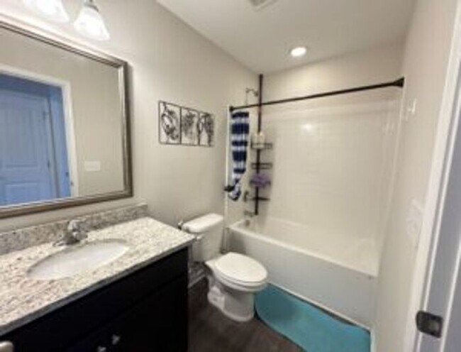 Building Photo - Beaufort Farms