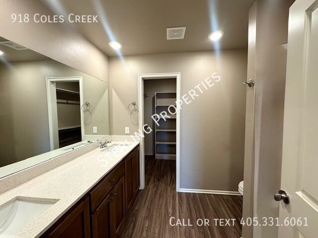 Building Photo - 918 Coles Creek