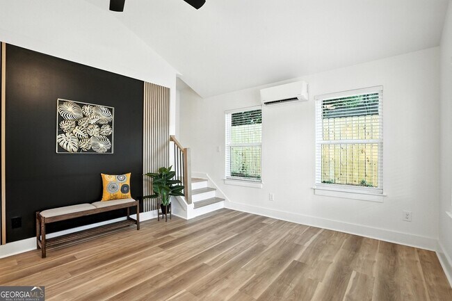 Building Photo - 1597 Glenwood Ave SE