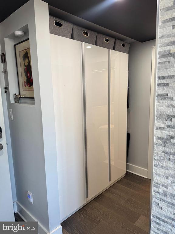 Building Photo - 1920 S St NW