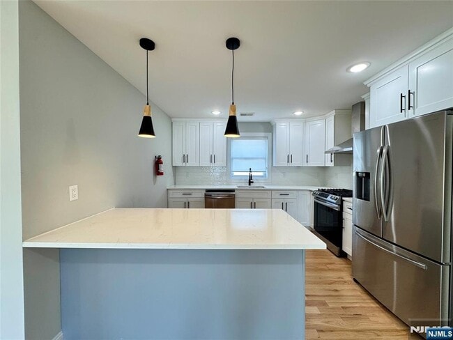 Building Photo - 105 Feronia Wy