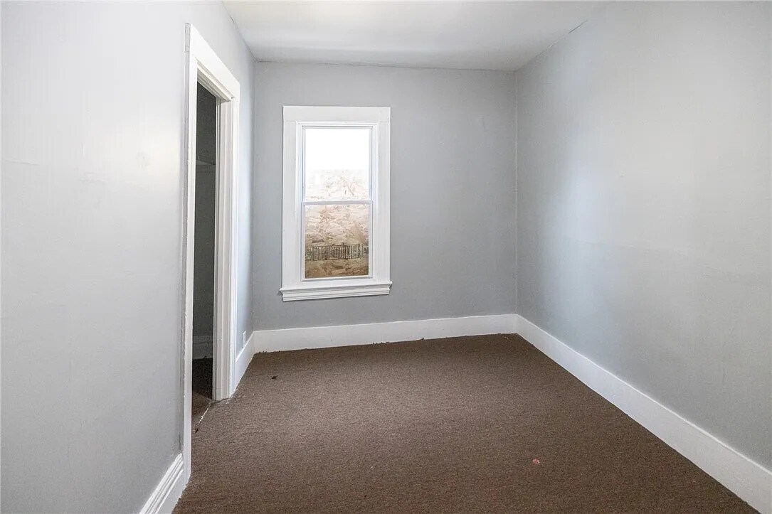 Building Photo - 130 Weyl St