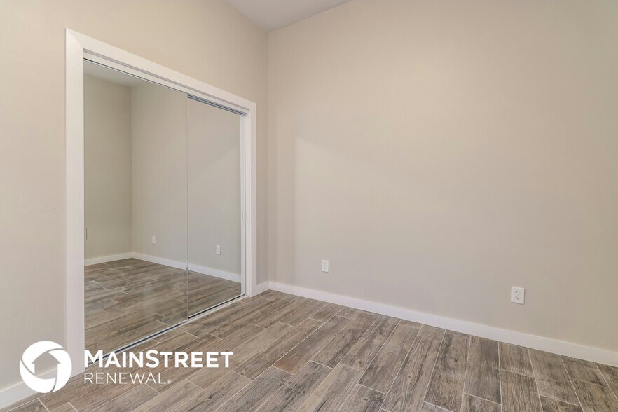 Building Photo - 11357 Paradise Out Ln