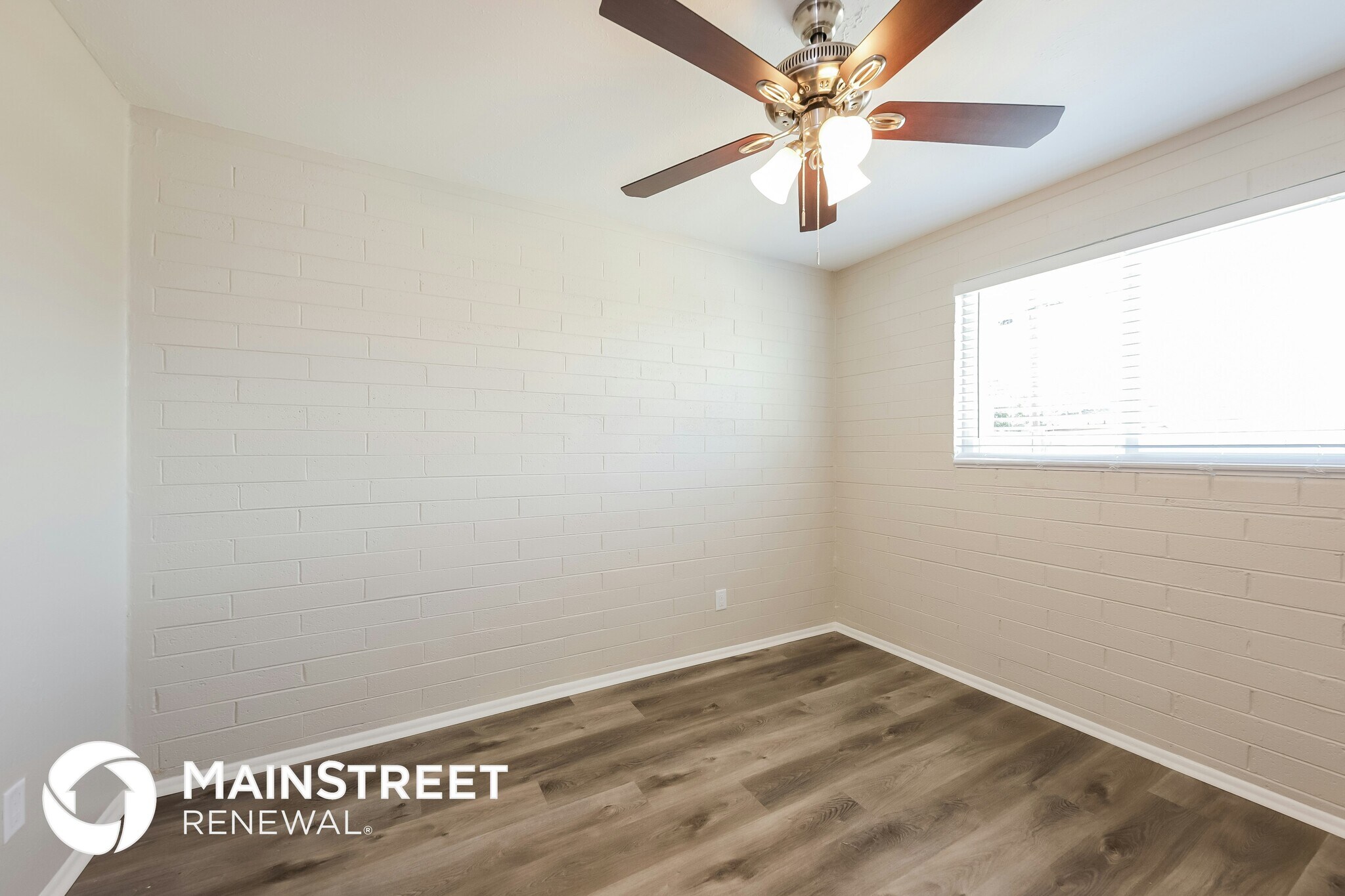 Building Photo - 4714 N 49th Dr