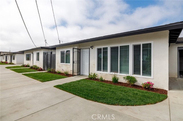 Building Photo - 13933 Doty Ave
