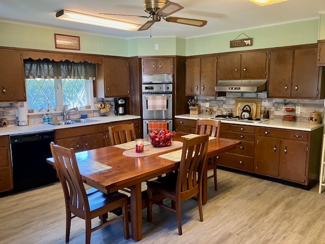 large kitchen - 1406 Spruce Ave