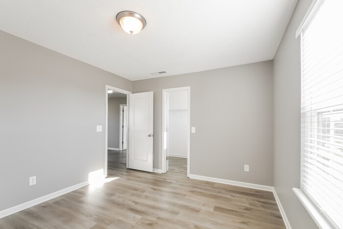 Building Photo - 15346 Keech Ct