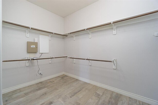 Building Photo - 853 Coastal Ct