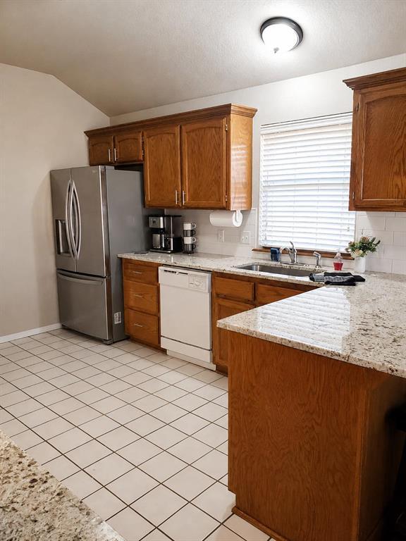 Building Photo - 1713 Sumac Dr