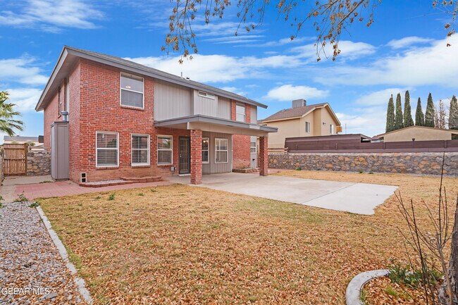 Building Photo - 11941 Arrow Knoll Cir