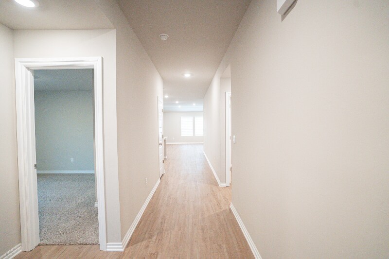 Building Photo - 2912 Firefly Dr