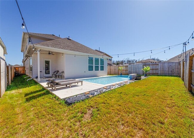 Building Photo - 12882 Lime Stone Ln