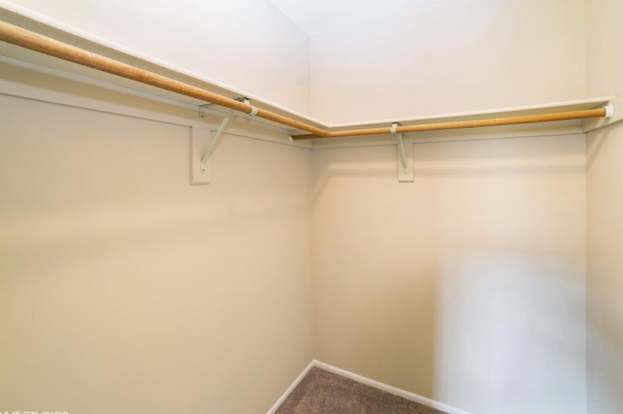 Building Photo - 809 Lindsley Ct