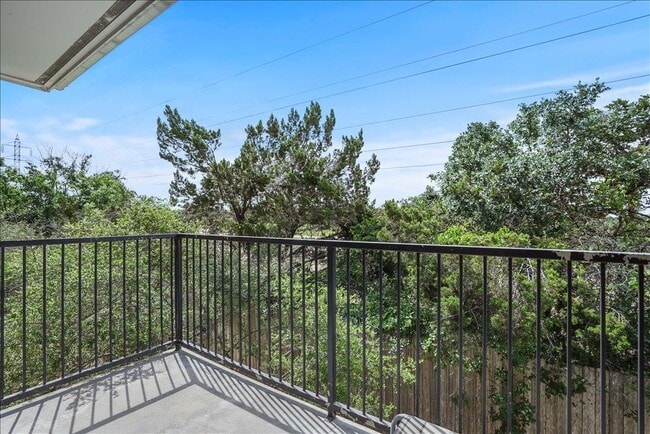 Building Photo - 11203 Ranch to Market Rd 2222