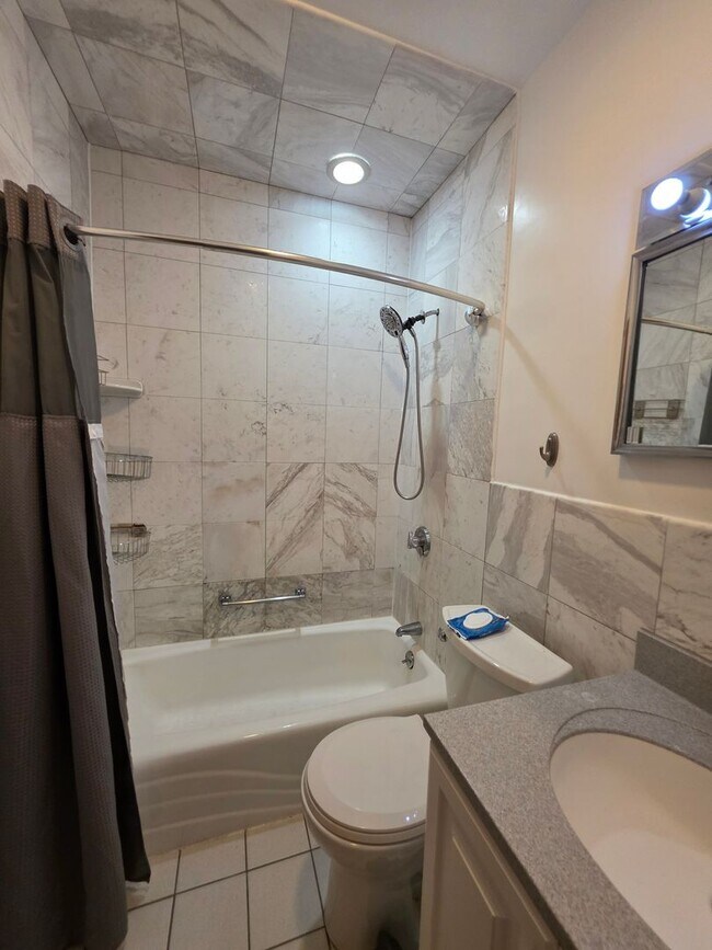 Building Photo - No Brokers Fee, Central Heat/AC, Garage Pa...