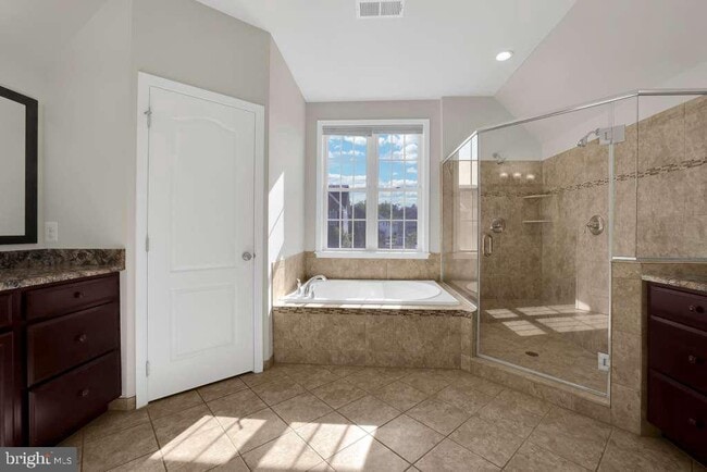 Building Photo - 8227 St Francis Dr