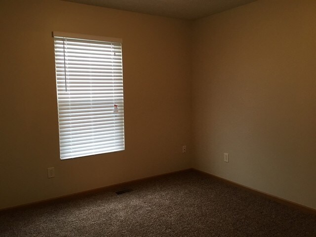 Building Photo - 113 Merriston Cir