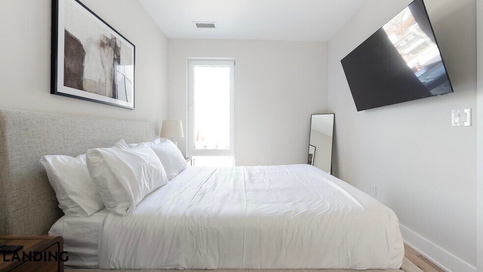 Building Photo - 5508 7th St NW