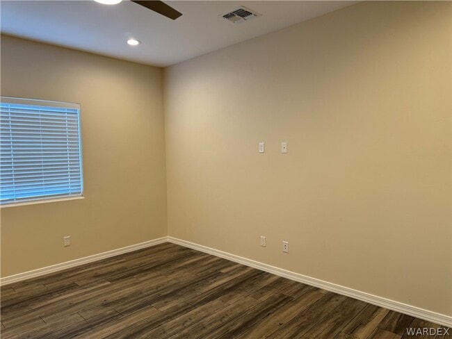 Building Photo - 5079 S Jacaranda Pl