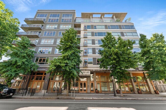 Building Photo - T1859U