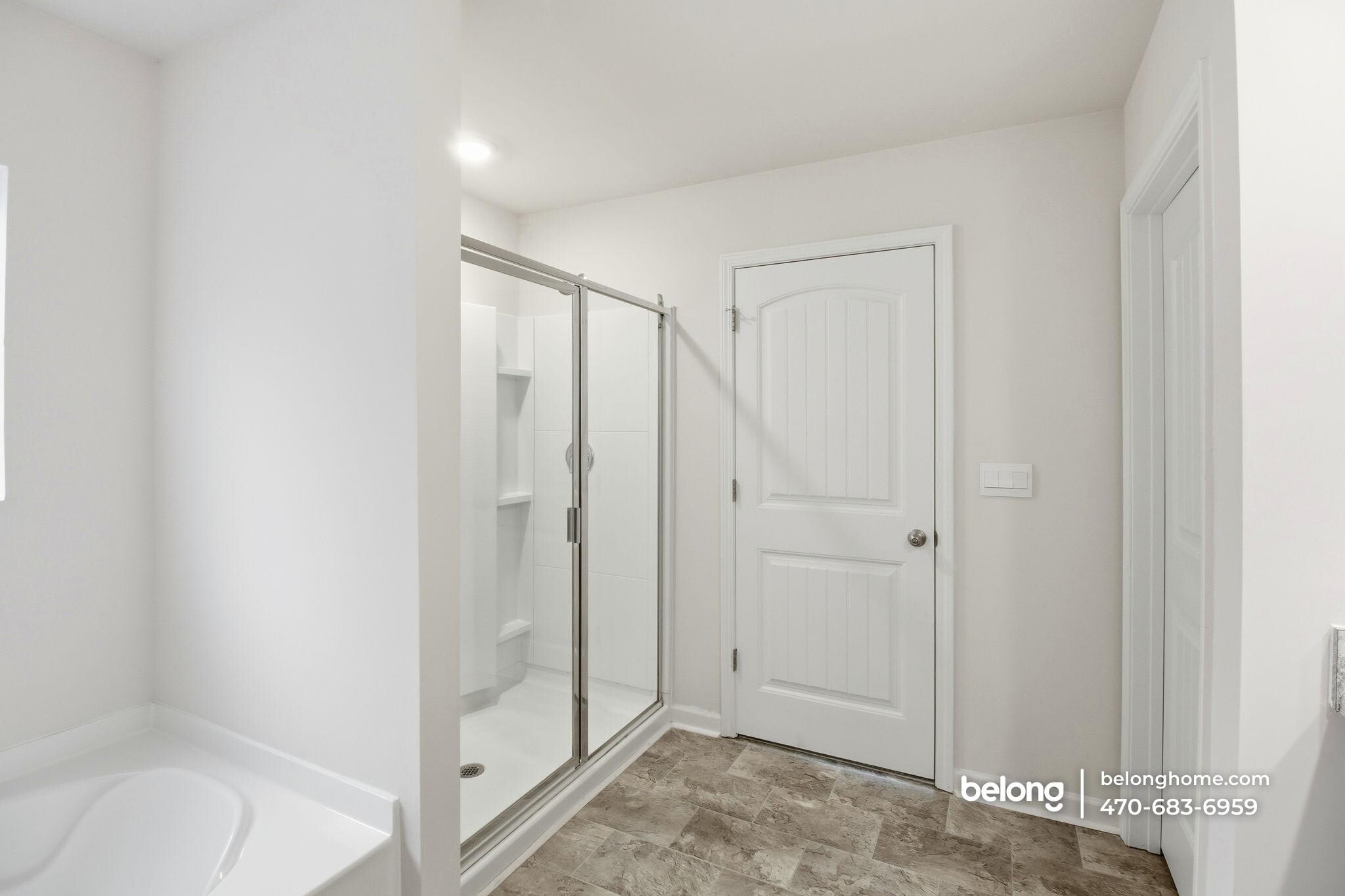 Building Photo - 8279 Bluewater Dr