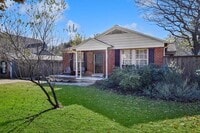 Building Photo - 6222 Kenwood Ave