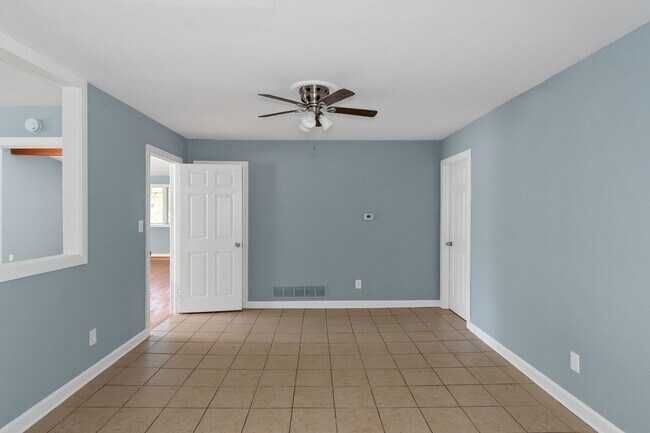 Building Photo - Don’t Miss Out! Look, Lease, and Live Specials EXTENDED to January 31st!