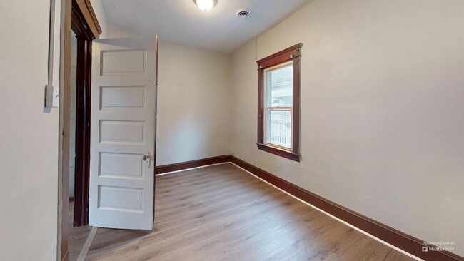 Building Photo - 3414 W 44th St