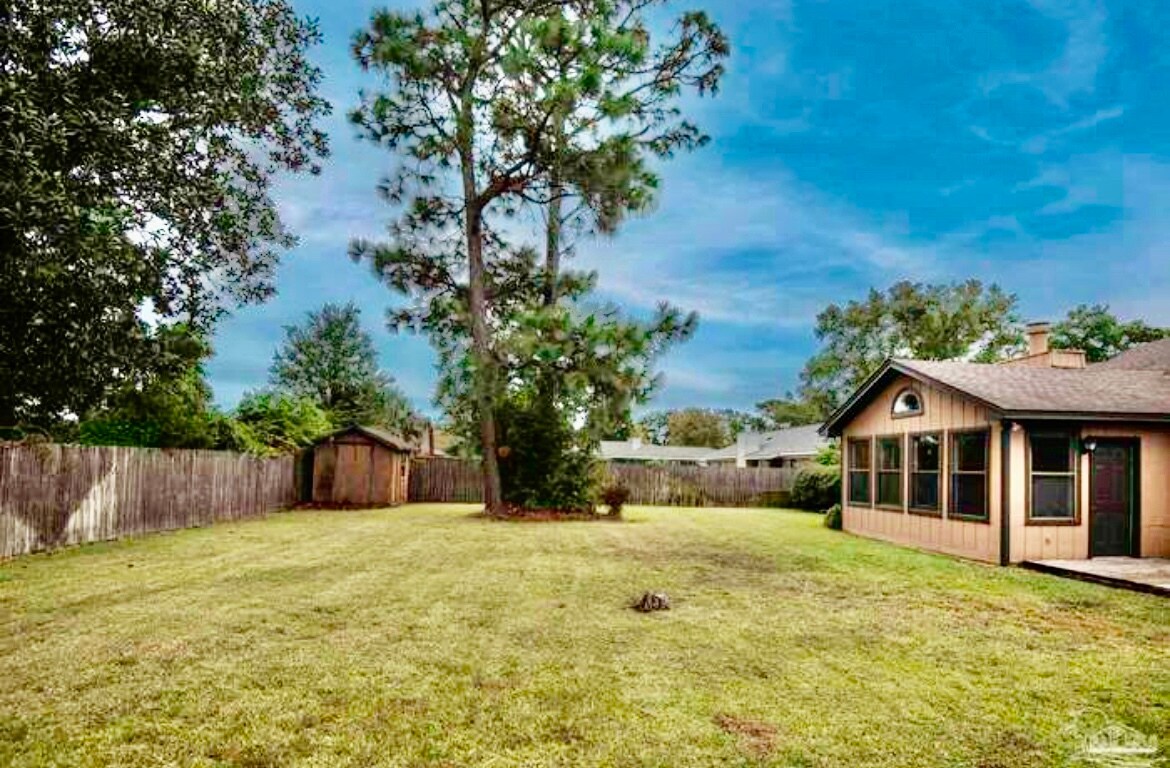 Building Photo - 4420 Eastpointe Dr