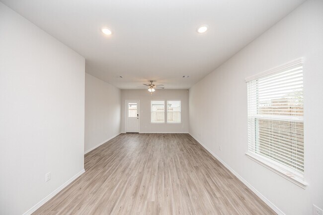 Building Photo - 23302 Spring Genesis Ln