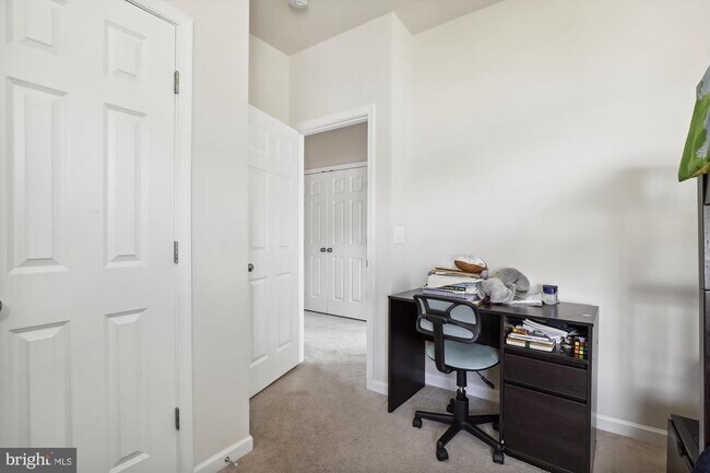 Building Photo - 14312 Potomac Heights Ln